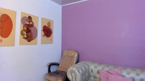 Snapshot of taylor_bennet chatting on 19, 9, 2025 Taylor Bennet online show from 19, 9, 2025