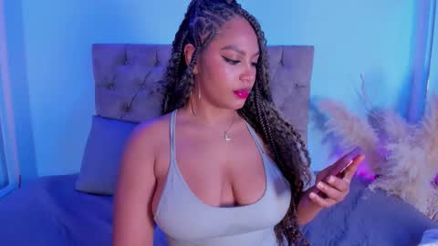 Snapshot of taylor_sexyy chatting on 10, 9, 2025 Taylor  online show from 10, 9, 2025