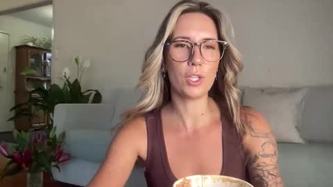 Snapshot of taylorslittlekingdom chatting on 19, 3, 2026 Taylor online show from 19, 3, 2026