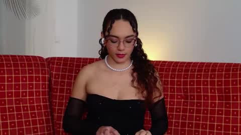 Snapshot of tayloy_tina chatting on 10, 1, 2026 Tay Tay online show from 10, 1, 2026