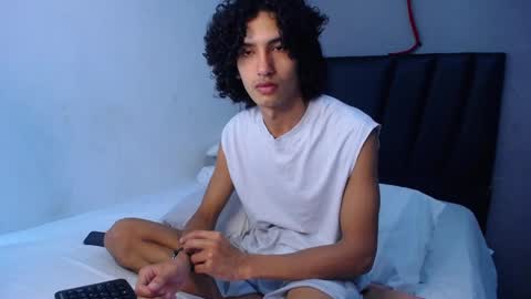 Snapshot of tayronx33 chatting on 6, 1, 2026 Tayron online show from 6, 1, 2026