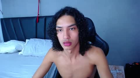 Snapshot of tayronx33 chatting on 8, 3, 2026 Tayron online show from 8, 3, 2026