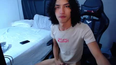 Snapshot of tayronx33 chatting on 16, 3, 2026 Tayron online show from 16, 3, 2026