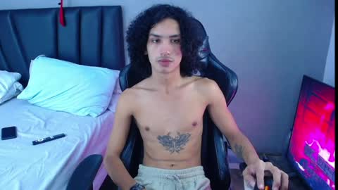 Snapshot of tayronx33 chatting on 3, 4, 2026 Tayron online show from 3, 4, 2026