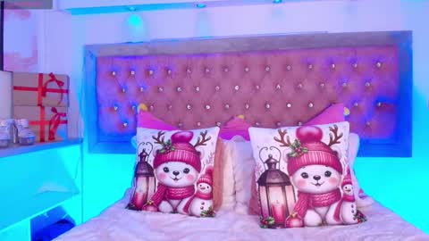 Snapshot of tayzon_foxxx chatting on 20, 12, 2025 Sofia online show from 20, 12, 2025