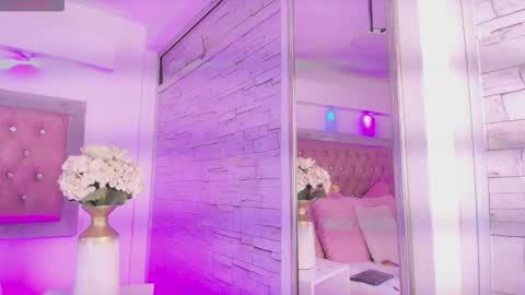 Snapshot of tayzon_foxxx chatting on 3, 3, 2026 Sofia online show from 3, 3, 2026