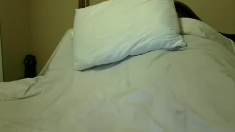 Snapshot of tchsul chatting on 3, 3, 2026 TOUCH online show from 3, 3, 2026