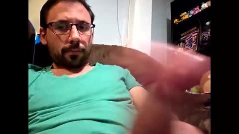 Snapshot of tdog1989007 chatting on 4, 5, 2026 tdog1989007 online show from 4, 5, 2026