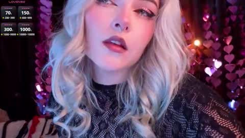 Snapshot of teapartyalice chatting on 23, 3, 2026 Alice online show from 23, 3, 2026