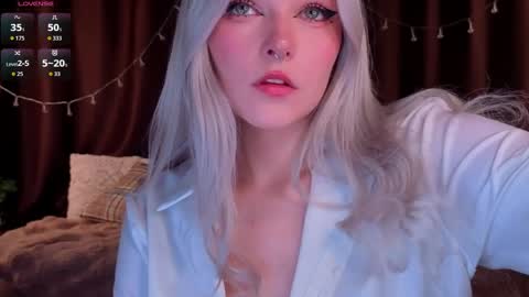 Snapshot of teapartyalice chatting on 31, 3, 2026 Alice online show from 31, 3, 2026