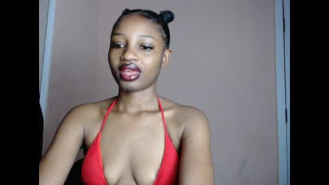 Snapshot of teasexkitty chatting on 20, 4, 2026 teasexkitty online show from 20, 4, 2026