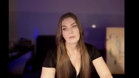 teasingelly online show from 4, 11, 2025