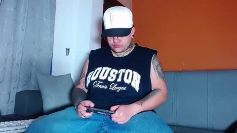 Charlee He online show from 2, 3, 2026