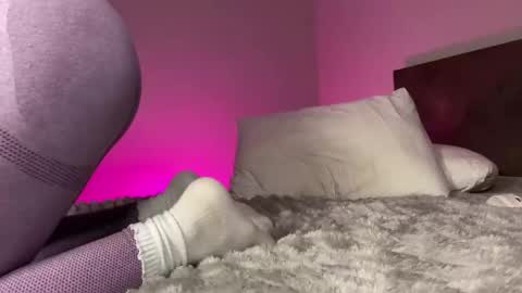 Mary     X TechnoElfff  INST    fansly kissmary online show from 18, 4, 2026