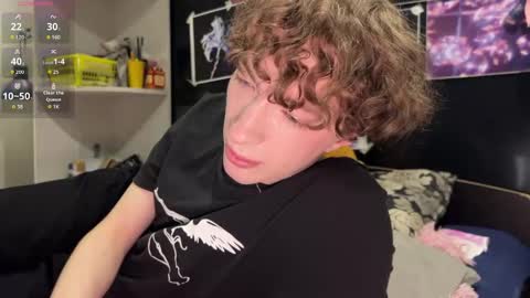 Snapshot of technoracer chatting on 8, 3, 2026 Alice online show from 8, 3, 2026