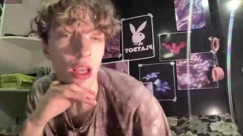 Snapshot of technoracer chatting on 12, 3, 2026 Alice online show from 12, 3, 2026