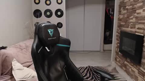 Teddy online show from 18, 11, 2025