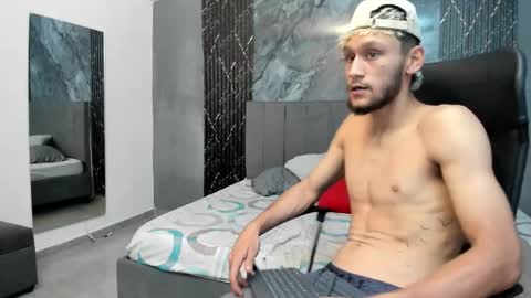 Snapshot of tedyx99 chatting on 15, 3, 2026 Tedy online show from 15, 3, 2026