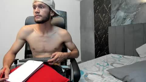 Snapshot of tedyx99 chatting on 17, 3, 2026 Tedy online show from 17, 3, 2026