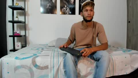 Snapshot of tedyx99 chatting on 2, 4, 2026 Tedy online show from 2, 4, 2026