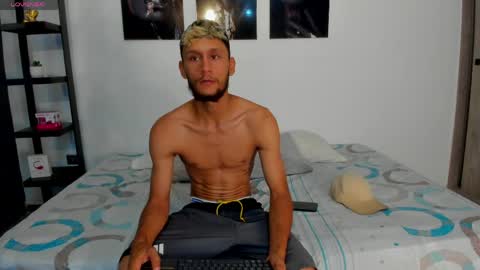 Snapshot of tedyx99 chatting on 4, 4, 2026 Tedy online show from 4, 4, 2026