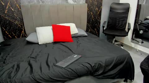 Snapshot of tedyx99 chatting on 17, 4, 2026 Tedy online show from 17, 4, 2026