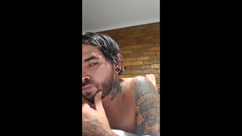 Snapshot of tejayg01988 chatting on 22, 4, 2026 Tejay online show from 22, 4, 2026