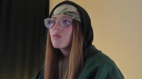 Snapshot of tekila__ chatting on 9, 3, 2025 tekila__ online show from 9, 3, 2025