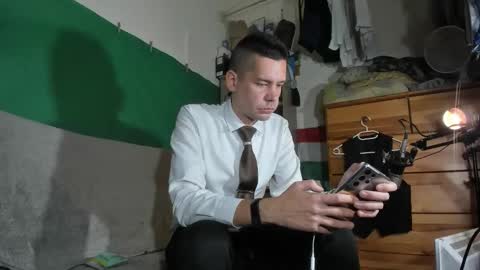 Snapshot of telepaticman chatting on 5, 11, 2025 Virg Lszl online show from 5, 11, 2025