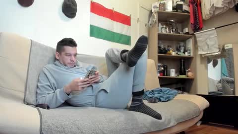 Snapshot of telepaticman chatting on 18, 12, 2025 Virg Lszl online show from 18, 12, 2025