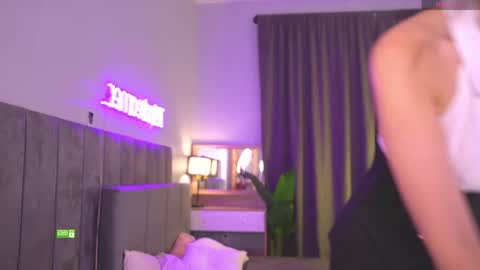 Snapshot of telladreamer_ chatting on 15, 5, 2026 Tella online show from 15, 5, 2026