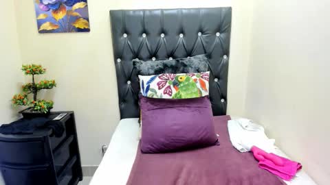 temptressqeen online show from 10, 9, 2025