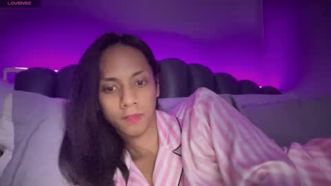 Snapshot of temptressxruby chatting on 18, 12, 2025 TemptressxRuby online show from 18, 12, 2025