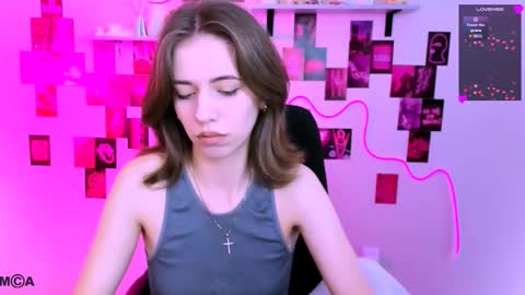 Snapshot of tender_louise chatting on 10, 3, 2026 ur Louise online show from 10, 3, 2026