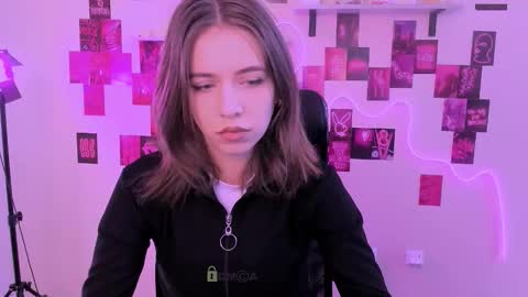 Snapshot of tender_louise chatting on 14, 3, 2026 ur Louise online show from 14, 3, 2026