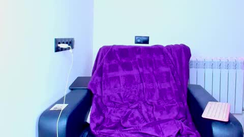 Kira online show from 1, 10, 2025