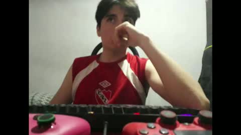 Snapshot of tenshi747 chatting on 27, 4, 2026 tenshi747 online show from 27, 4, 2026