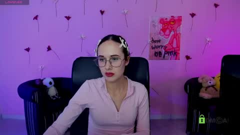 Snapshot of teresa_shy chatting on 17, 5, 2026 your love online show from 17, 5, 2026