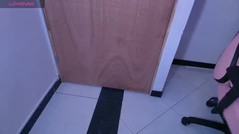 Terra Elowen online show from 16, 11, 2025