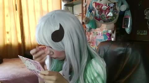 Terra Elowen online show from 14, 4, 2026