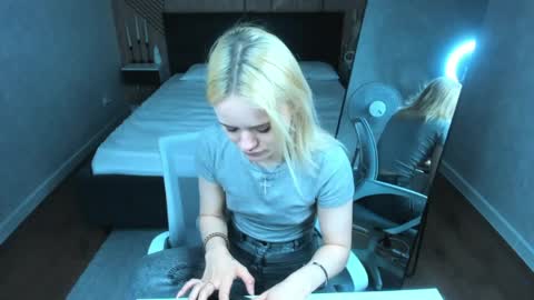 Snapshot of tessa_ashe chatting on 7, 4, 2026 Tessa online show from 7, 4, 2026