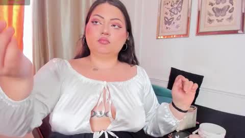 Snapshot of tessa_sinclaire chatting on 27, 9, 2025 TERESA online show from 27, 9, 2025