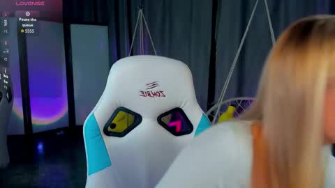 Snapshot of tessahamilton chatting on 2, 2, 2026 TessaHamilton online show from 2, 2, 2026