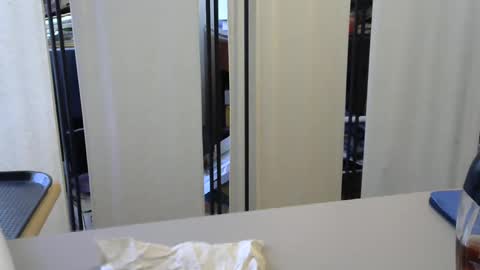 Snapshot of testechat chatting on 28, 1, 2025 Test the Chat online show from 28, 1, 2025