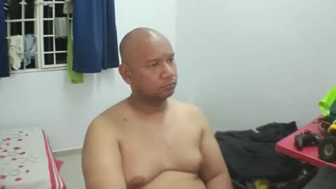 yours online show from 21, 10, 2025