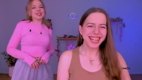 Snapshot of teya_starling chatting on 18, 4, 2026 teya_starling online show from 18, 4, 2026