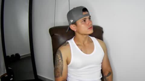 Snapshot of teylor_fel chatting on 13, 1, 2025 Teylor Fel online show from 13, 1, 2025