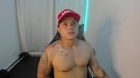 Snapshot of teylor_fel chatting on 18, 1, 2025 Teylor Fel online show from 18, 1, 2025