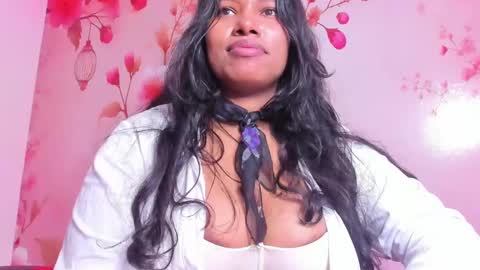 Snapshot of thais_waldrof chatting on 11, 2, 2025 Andreina online show from 11, 2, 2025