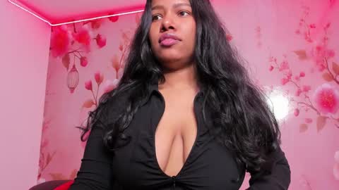 Snapshot of thais_waldrof chatting on 16, 2, 2025 Andreina online show from 16, 2, 2025